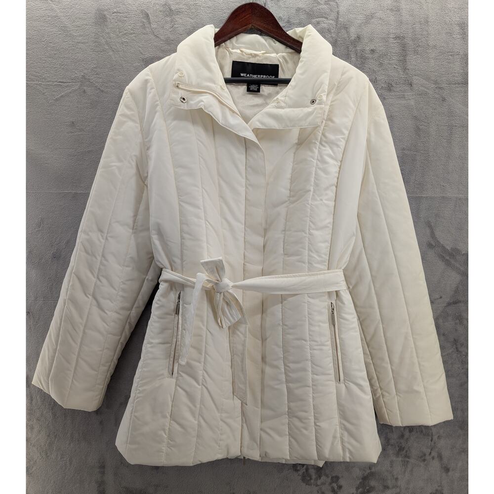 Ivory Weatherproof puffer coat Size LARGE belted double zipper